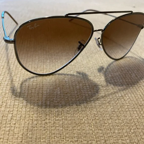 Ray-Ban Aviator Sunglasses with Tan Lenses - Picture 9 of 9